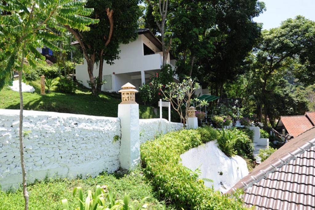 Отель Karon Cliff Contemporary Boutique Bungalows Экстерьер фото