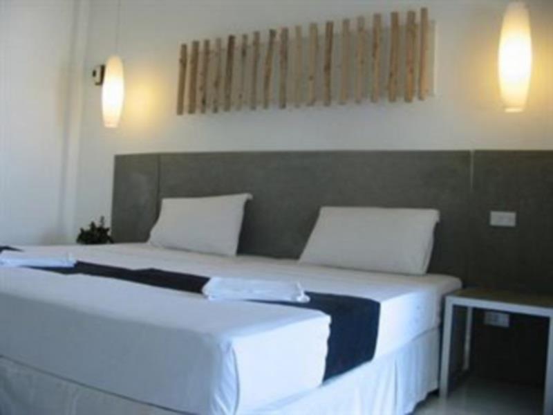 Отель Karon Cliff Contemporary Boutique Bungalows Экстерьер фото