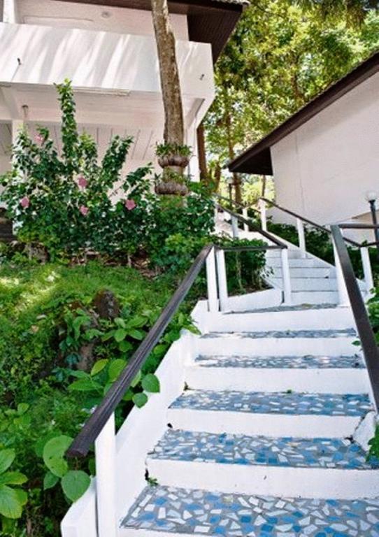 Отель Karon Cliff Contemporary Boutique Bungalows Экстерьер фото